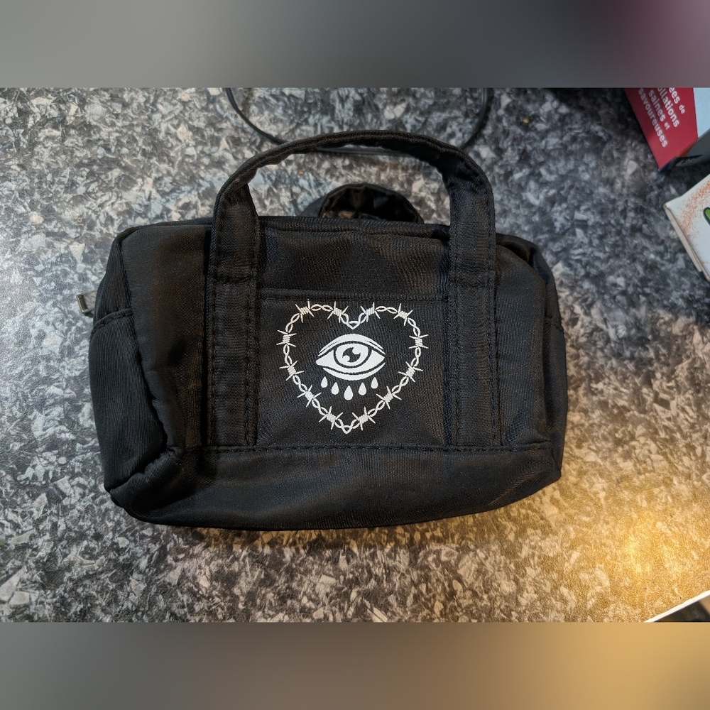 Makeup bag